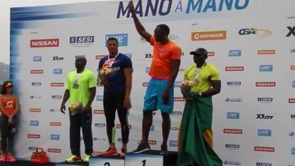 Usain Bolt gana carrera de exhibición en Brasil