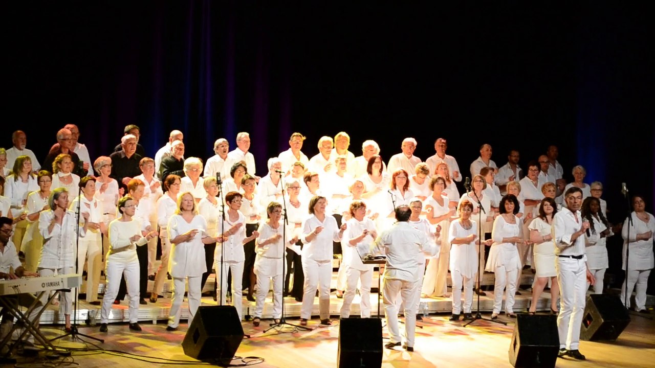 Les Castel'odies : final avec Voices influence Gospel, Arc-en-Ciel et Gospel en Borderies