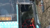Özel Halk Otobüsü Yol Kenarındaki Kadınları Ezdi 1 Ölü, 1 Yaralı