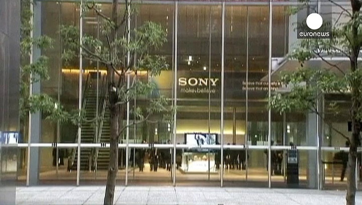 Sony seeks to stay in smartphone race with new Xperia Z4
