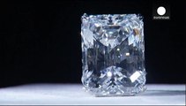 Un diamant rare de 100 carats aux enchères