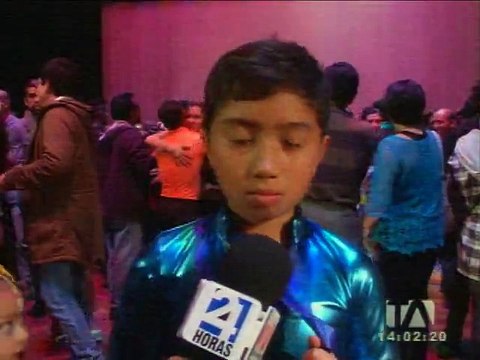 Se realizó concurso de salsa en el teatro Benalcázar