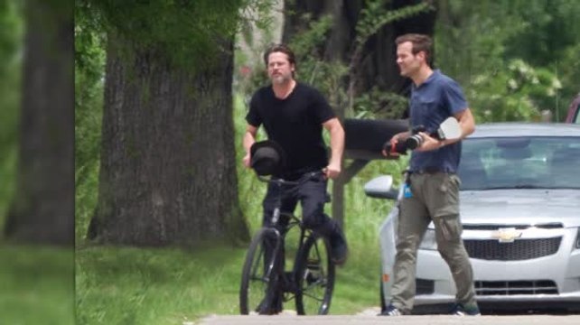 Brad Pitt Bikes Around Ninth Ward of New Orleans