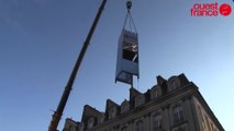 Rennes : leur cage d'ascenseur est arrivée par les airs