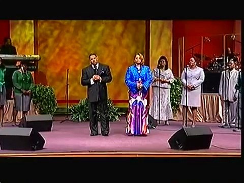 Byron Cage Karen Clark-Sheard and Pastor Marvin L. Winans singing Lord You Are My Everything