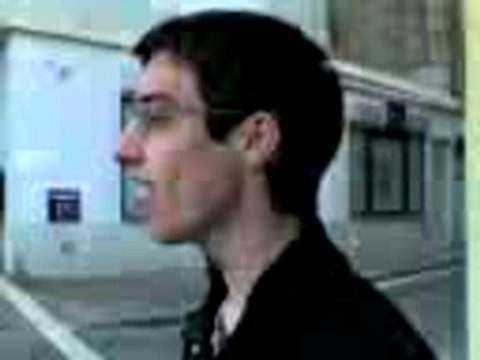 Al al al... Pourquoi tu rigoles