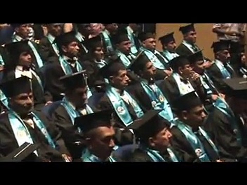 CÁPSULA JC INFORMA TV - CEREMONIA DE GRADUACIÓN BACHILLERES PROMOCION 2015