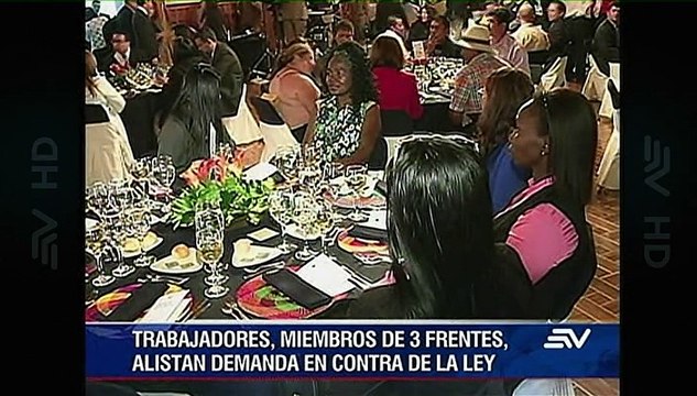 Oficialismo y oposición preparan marchas para el primero de mayo