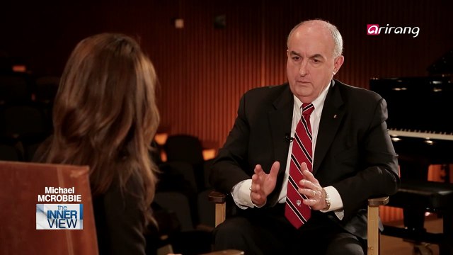 Michael Mcrobbie's insight on high tuition fees, dramatic development of Korea and its higher education system 마이클 맥로비의 높은 대학 등록금, 한국의 비약적인 발전과 고등 교육 시스템에 관한 통찰