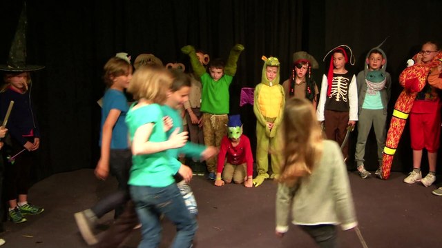 Camion des mots - Classe de CE2/ CM1 Ecole primaire de Velleron (84)