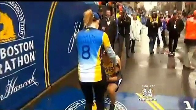 Demande en mariage au Marathon de Boston 2015