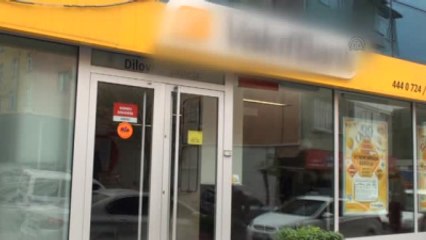 Güvenlik Görevlisinin Tabancasıyla Etrafa Ateş Açtı