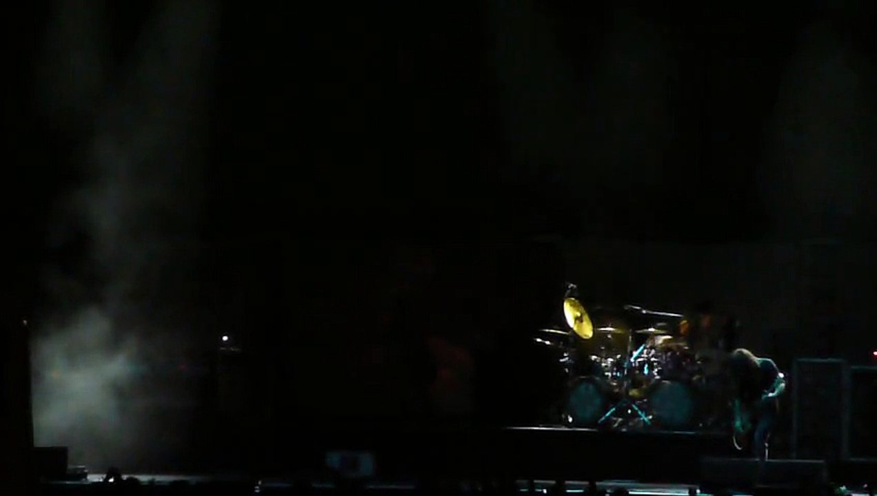 Tool, live in Bologna - Italy 4