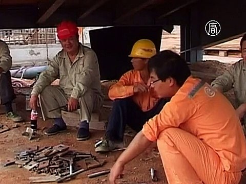 Мировые цены на железную руду продолжают падать