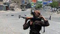 Yemen: Taez streets a war zone as fierce clashes continue