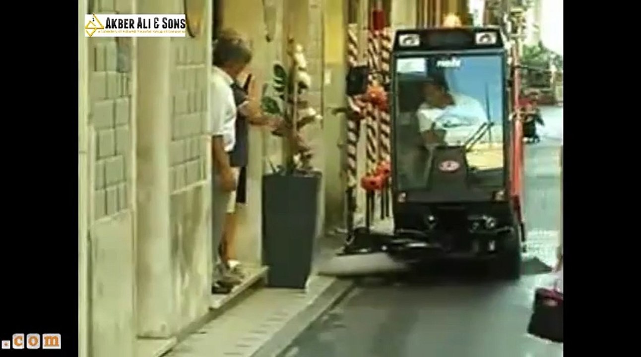 RCM street sweeper with filter
