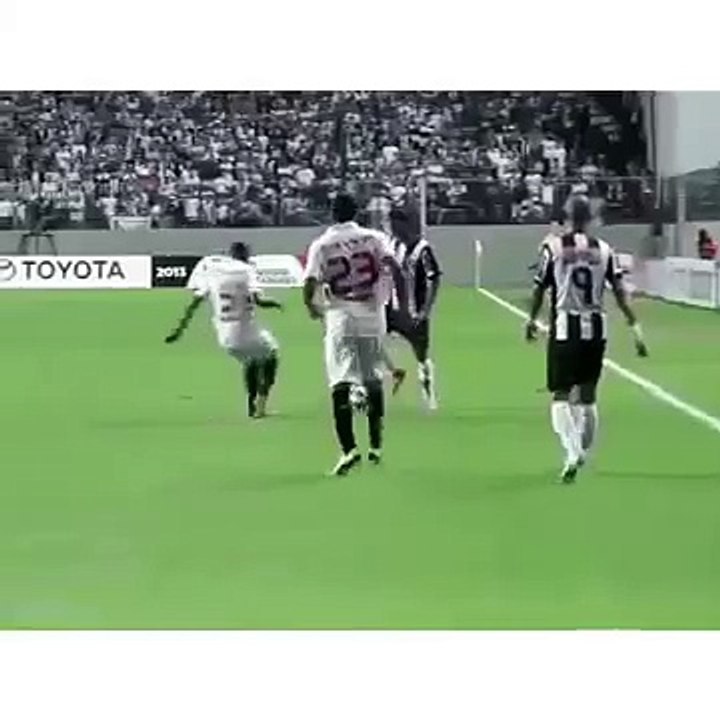 Amazing Ronaldinho!