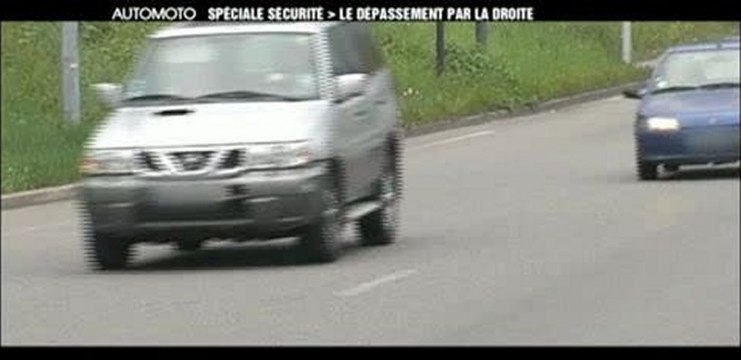Automoto, spéciale sécurité : les dangers du dépassement par la droite