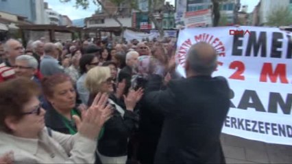 Denizli'de CHP'den 'Milletçe Alkışlıyoruz' Eylemi