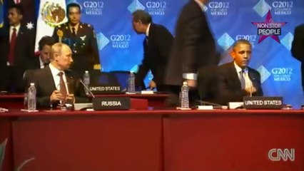 Quand Vladimir Poutine proposait Steven Seagal pour discuter avec Barack Obama ?