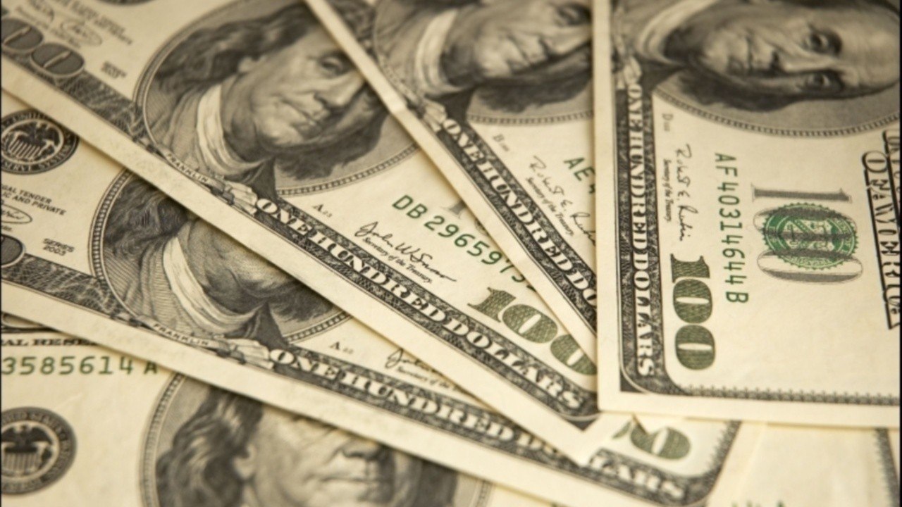 £££ ARGENT...ARGENT...ARGENT!! Greedy 1994 Film En Entier Streaming Entièrement en Français GRATUIT!!