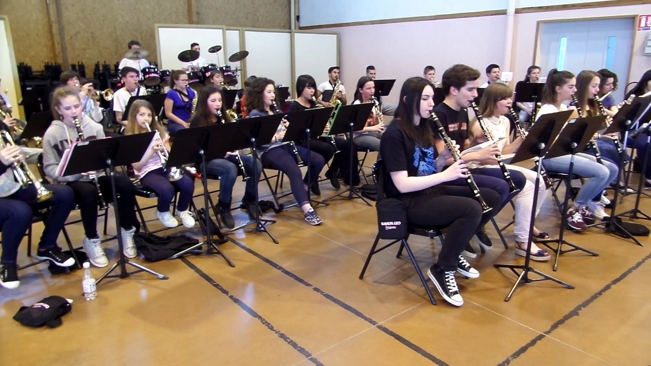 La hesta banda - BAND'A LEO JUNIOR