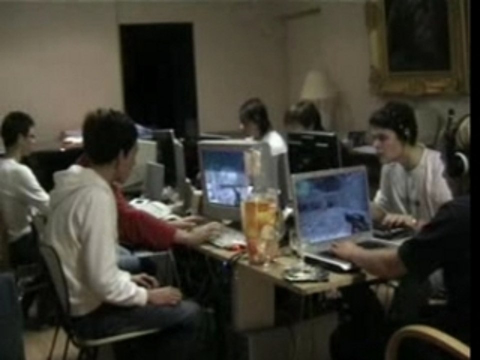 pornographie mémorielle d'un lan