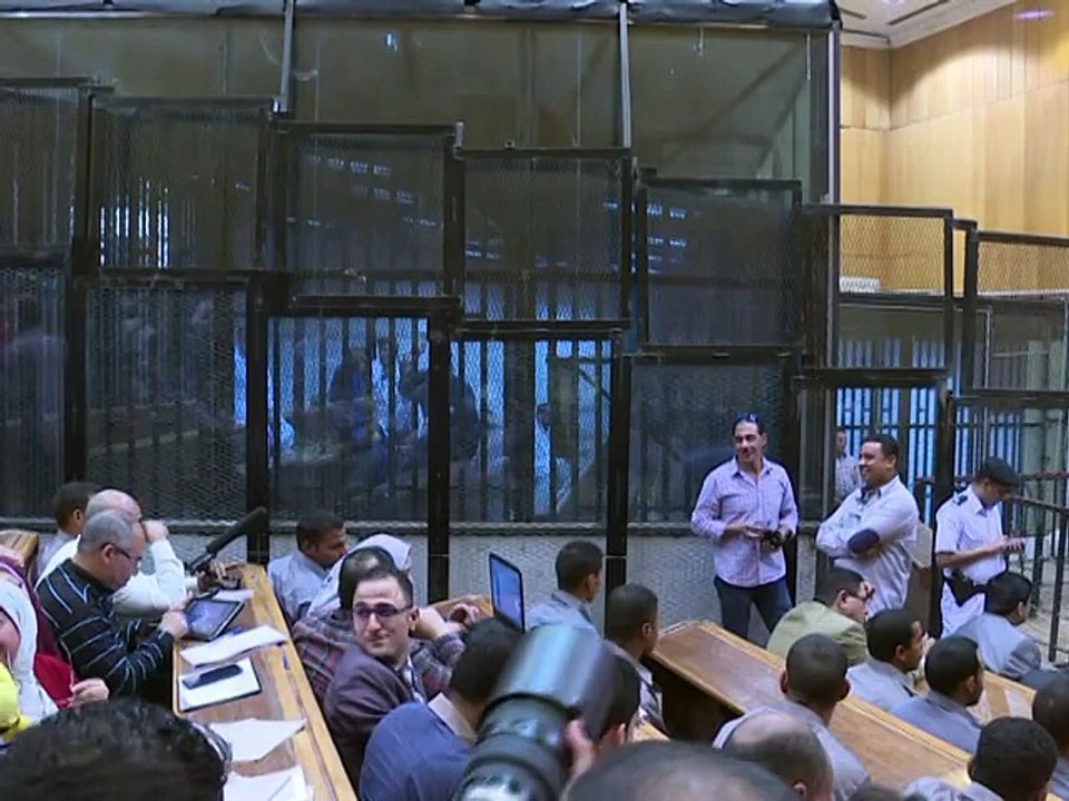 Egypte: l'ex-président Morsi échappe à la peine de mort dans un premier procès