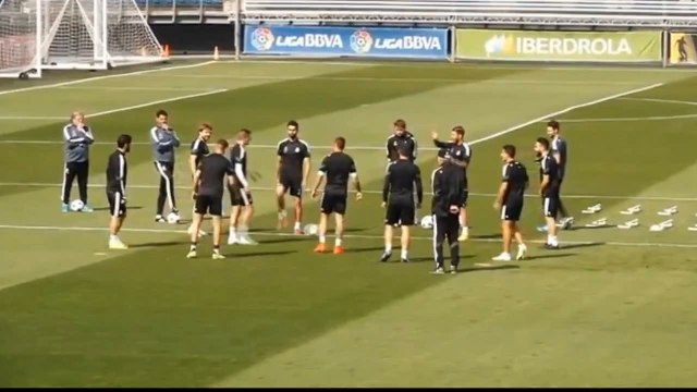 Isco pulled off a serious nutmeg to Toni Kroos in Real Madrid training 2015