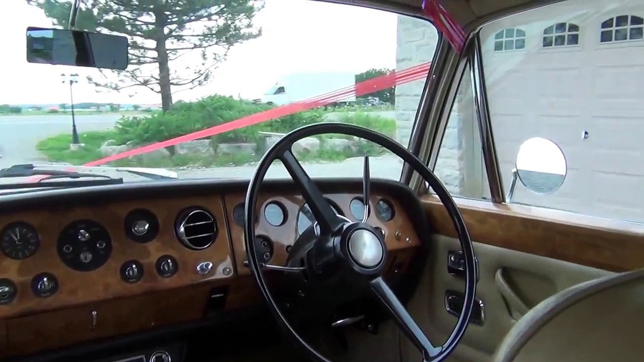 White Vintage 1969 Rolls Royce Silver Shadow at LimoGuy.ca