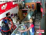 Robbery on mobile shop - Islamabad CCTV Footage