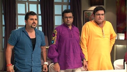 SERIAL BADI DOOR SE AAYE HAI ON LOCATION