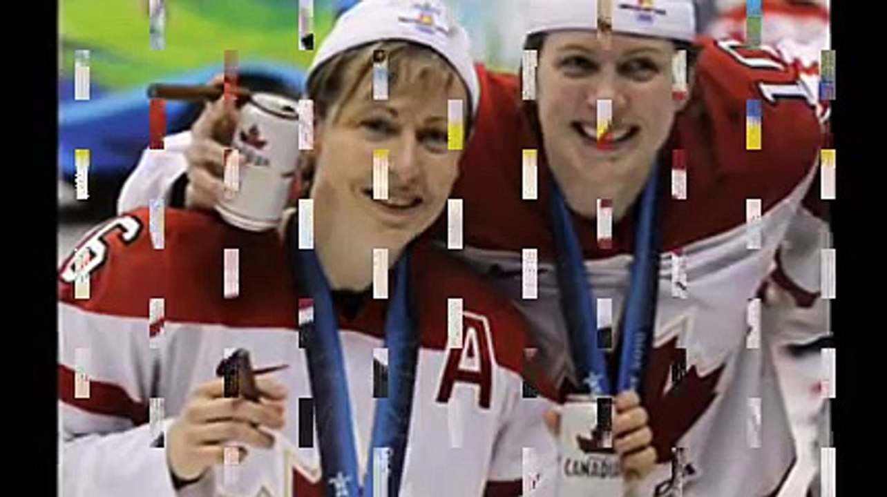 Canadian Women Hockey 2010 Celebration: Beer, Champagne & Cigars On Ice!