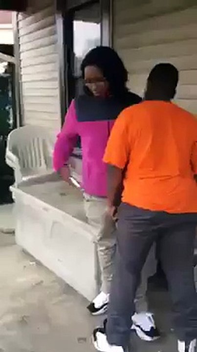 4FUCKR ADMIN MARINA BEKOMMT SCHLÄGE VON BASED GODS KLEINEN NIGGERN