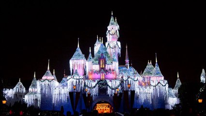 Believe in Holiday Magic - White Christmas - Kellie Coffey