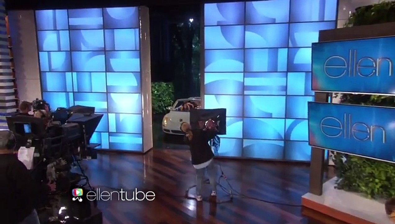 SketchShe Performs on Ellen