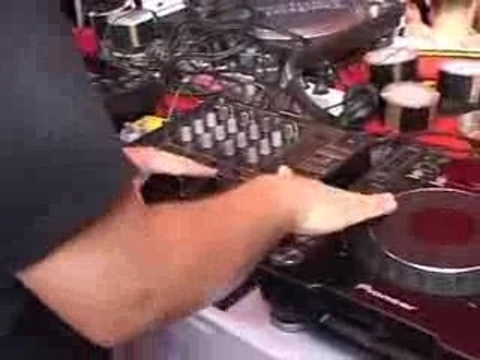 Joachim Garraud @ Technoparade 2004