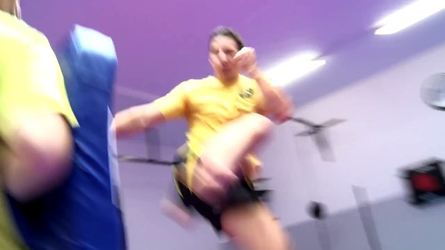 Kickbox Training #1 - Vorstellung Oli und Rosa / Kickboxen / Boxen lernen / Fitness / Köln / Bonn
