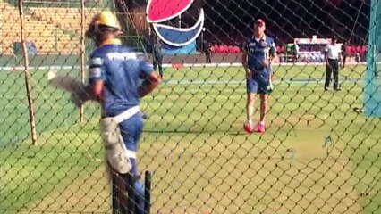 IPL 8 RCB star players at practice session