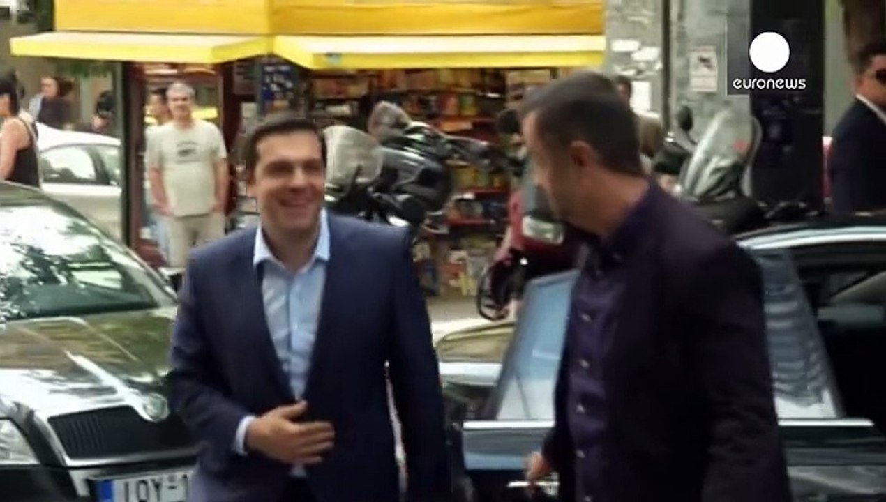 Α. Τσίπρας: κανονικά θα πληρωθούν μισθοί και συ...