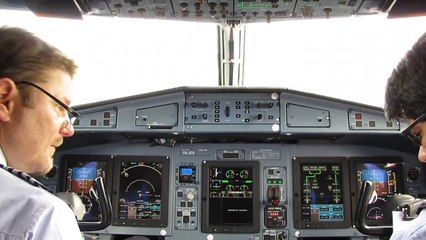 Take off in cockpit from São José dos Campos on Azul ATR72-600