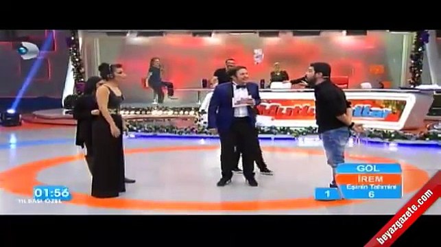 İrem Derici'nin anla beni halleri izleyenleri güldürdü - Ben Bilmem Eşim Bilir 2015 Yılbaşı