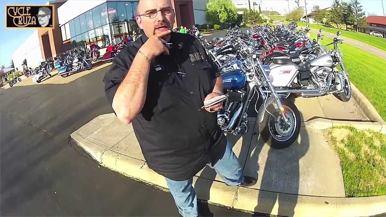 Harley Davidson Custom Dyna Fat Bob Review