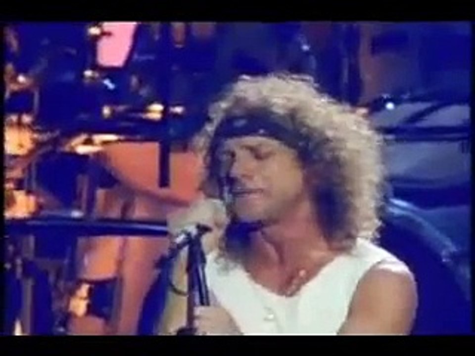 Foreigner - Waiting For A Girl Like You - Live on Stage