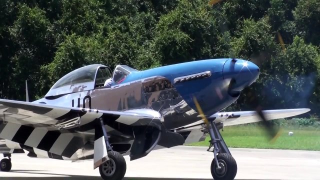 P-51D Mustang Cripes A'Mighty 3rd demo flown by Kermit Weeks!