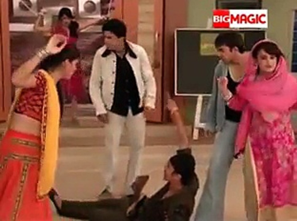 Total Nadaniyan 26th May2015_clip2