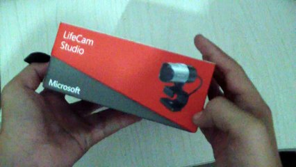 Lifecam Studio Unboxing & Review 🎥