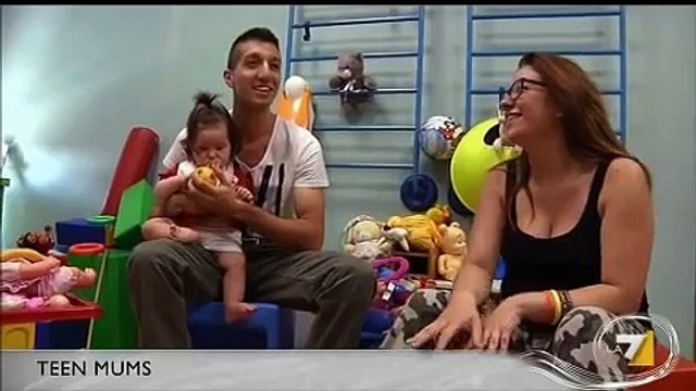 Cristina Parodi Live - Fiorella e Stefania: due adolescenti, due mamme, due storie a confronto (11/09/2012)