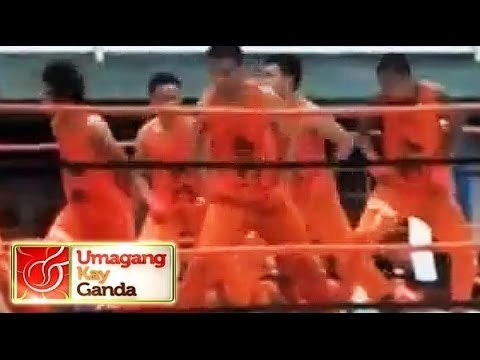 Pacquiao visits Cebu dancing inmates