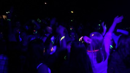 Bal des pompiers - Fluo à Izenave